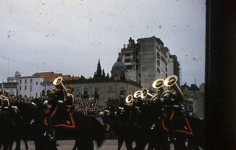 Orquesta Militar en la explanada del Monumento a la Bandera II.